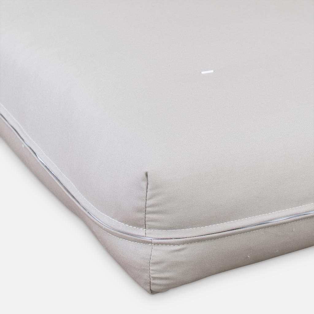 Futon Mattress in Organic Cotton Cover